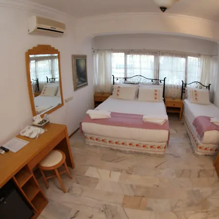 מלון Antik אלאקאטי