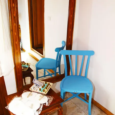 Antik 3* אלאקאטי