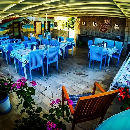 מלון Antik אלאקאטי